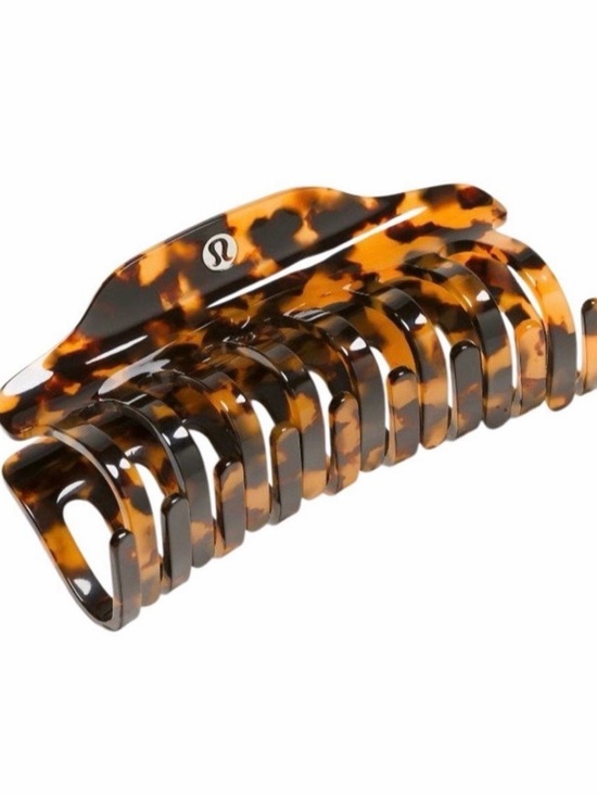 lululemon athletica Other - Lululemon Jumbo Claw Clip